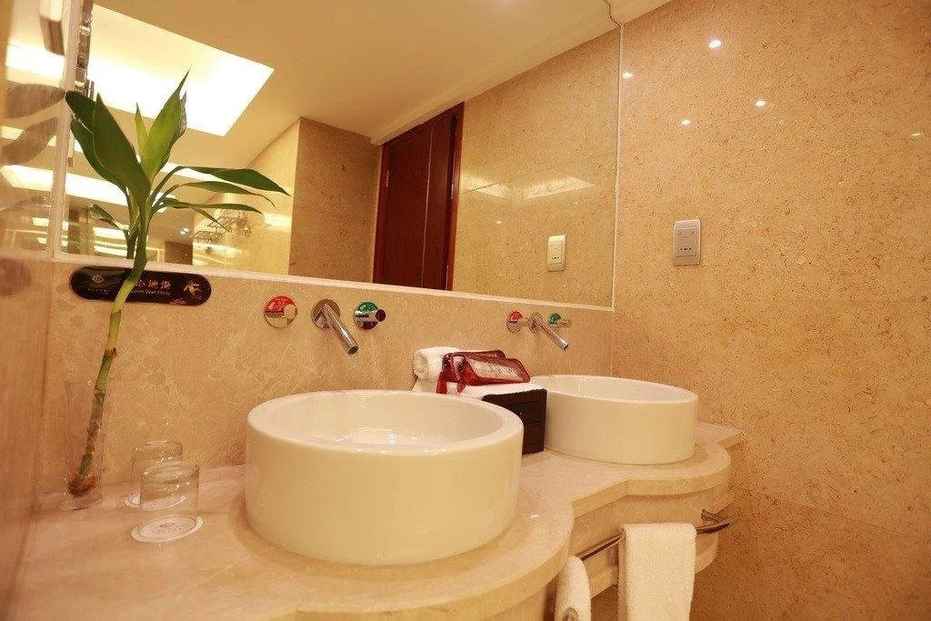 Jianghong International Hotel