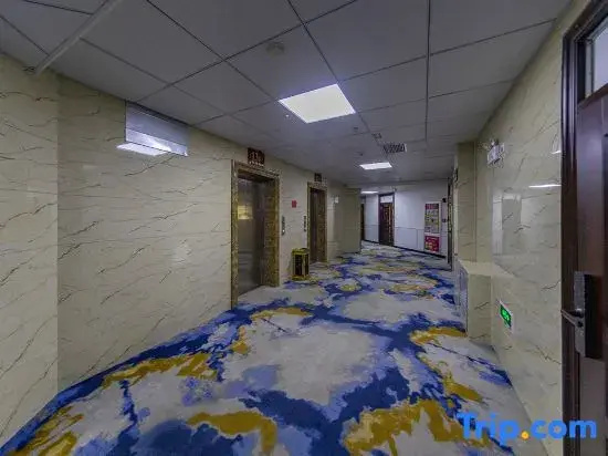 Zhangye Chongwen Hotel (West High-speed Railway Station Zhangye Middle School New Campus Branch)