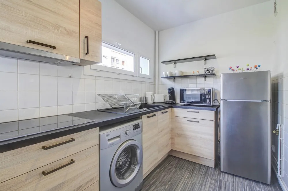 L'Universite  - Cosy & Clean