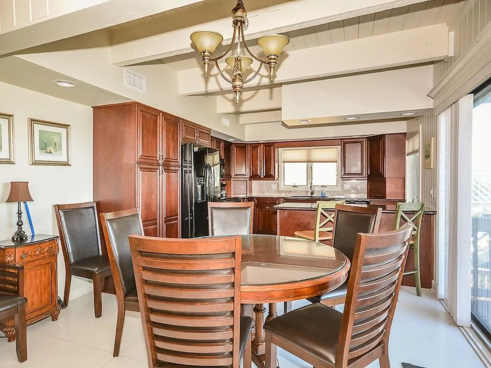 5747S - Atlantic Avenue Home - 4Br Home