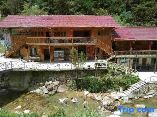 Ruoliao Cuckoo Pottery House
