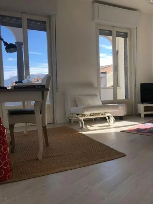 Hollys House apartment