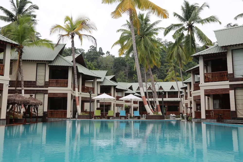 Sunrise Beach Resort
