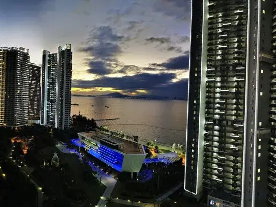 Xianghai Time Hotel (Tsuen Wan Sea World)