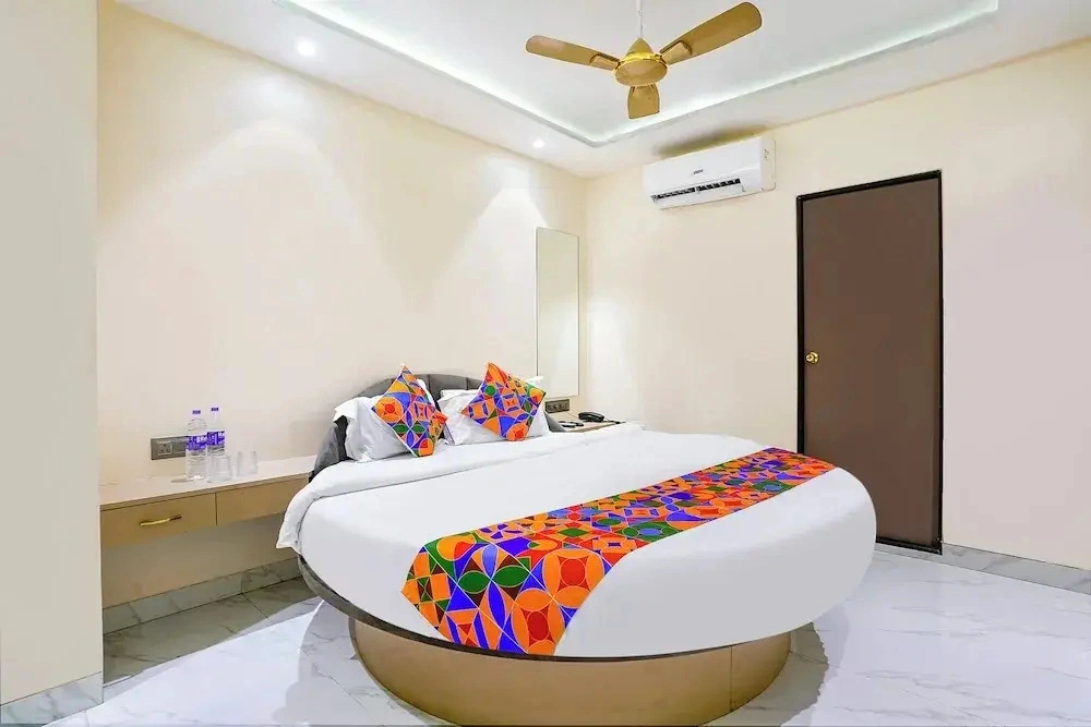 Fabhotel Dolphin Residency