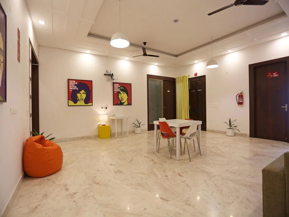 OYO Flagship 136 Sector 45 Noida