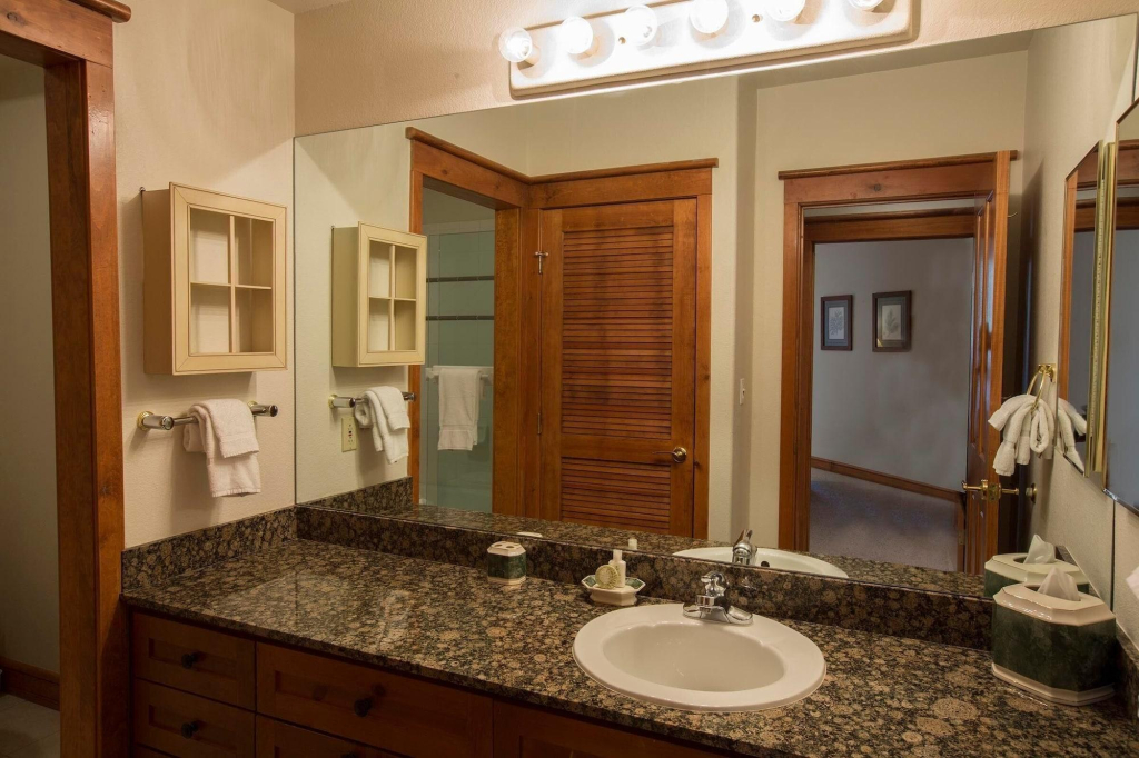 Palmyra - 1 Bedroom Condo #4g - Llh 58146