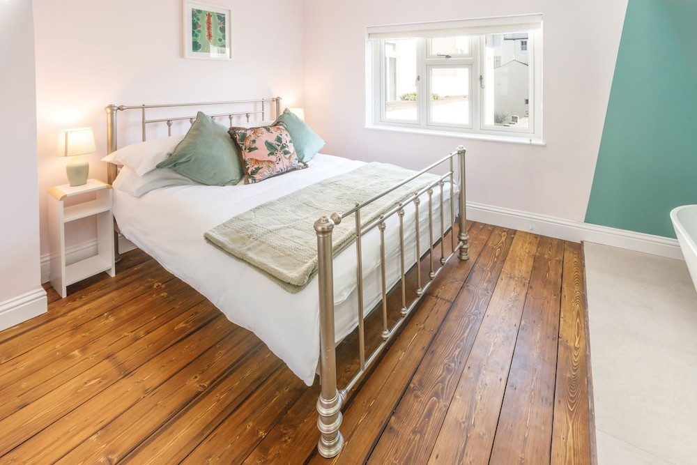 Host Stay Alice Hideaway