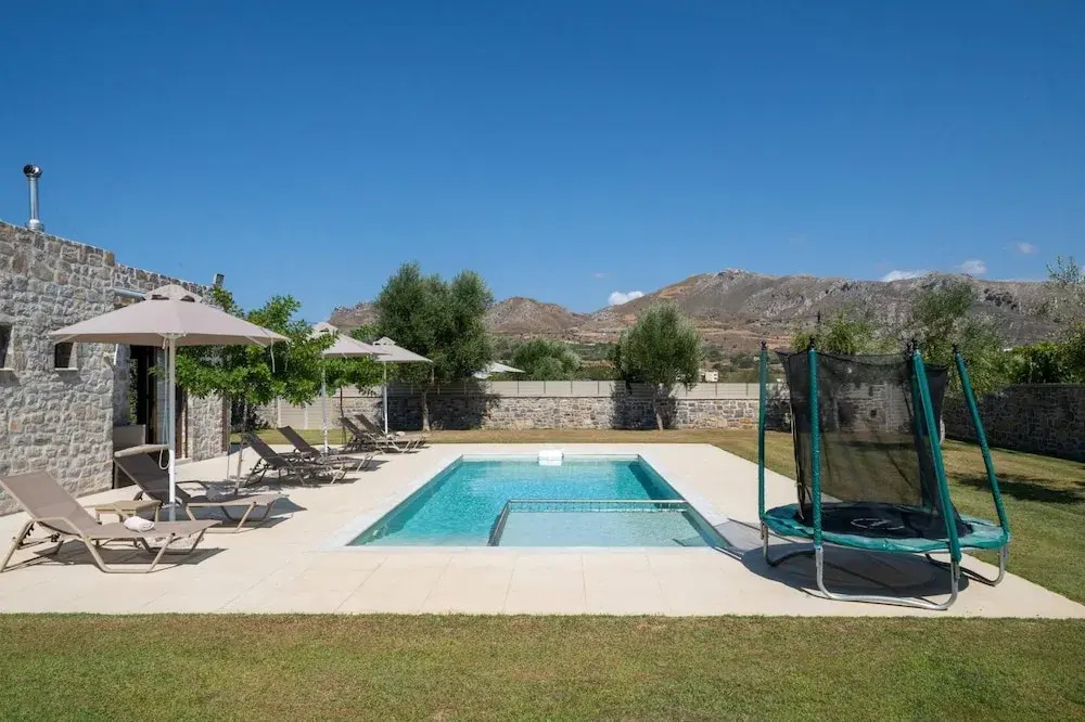 Villa Liatiko with private pool in South Rethymno
