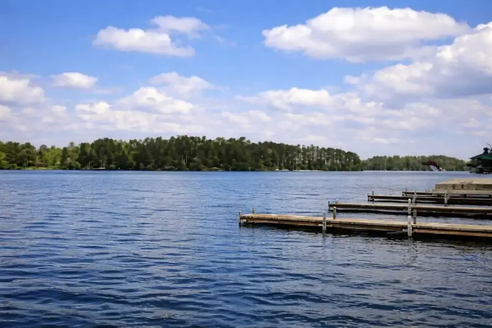Minocqua Lake Condo B7- 2 Story Rustic Town Home
