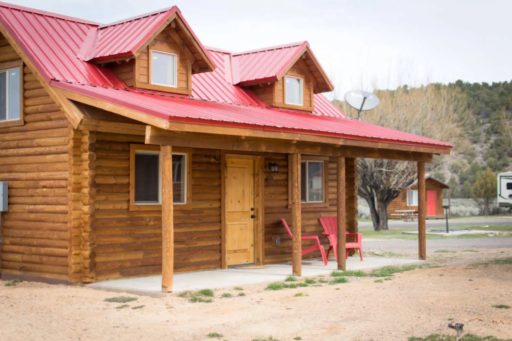 Red Canyon Village