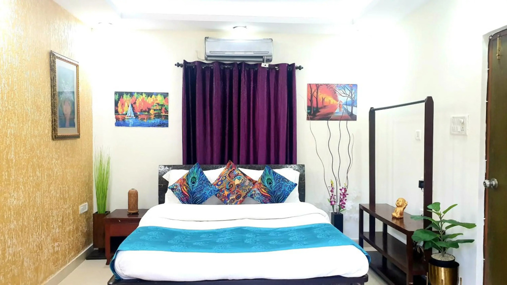 CANDOLIM BEACH VILLA # 3BHK # POOL # KITCHEN # 300Mts to Beach by GR stays