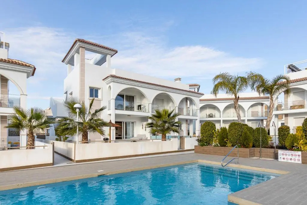 Fortuna 37 - Luxury Apartment with AC and Pool