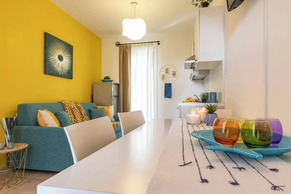 Lovely Ground-floor Apartment With Fenced Garden