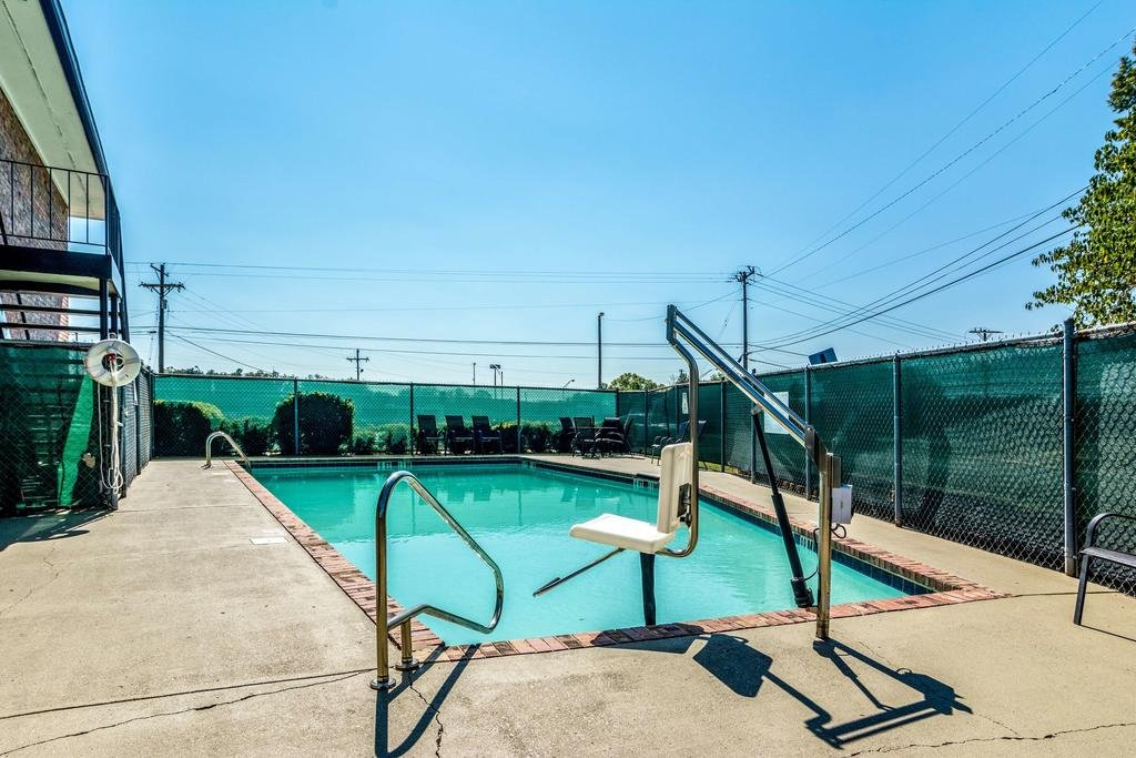 Motel 6-East Ridge, TN