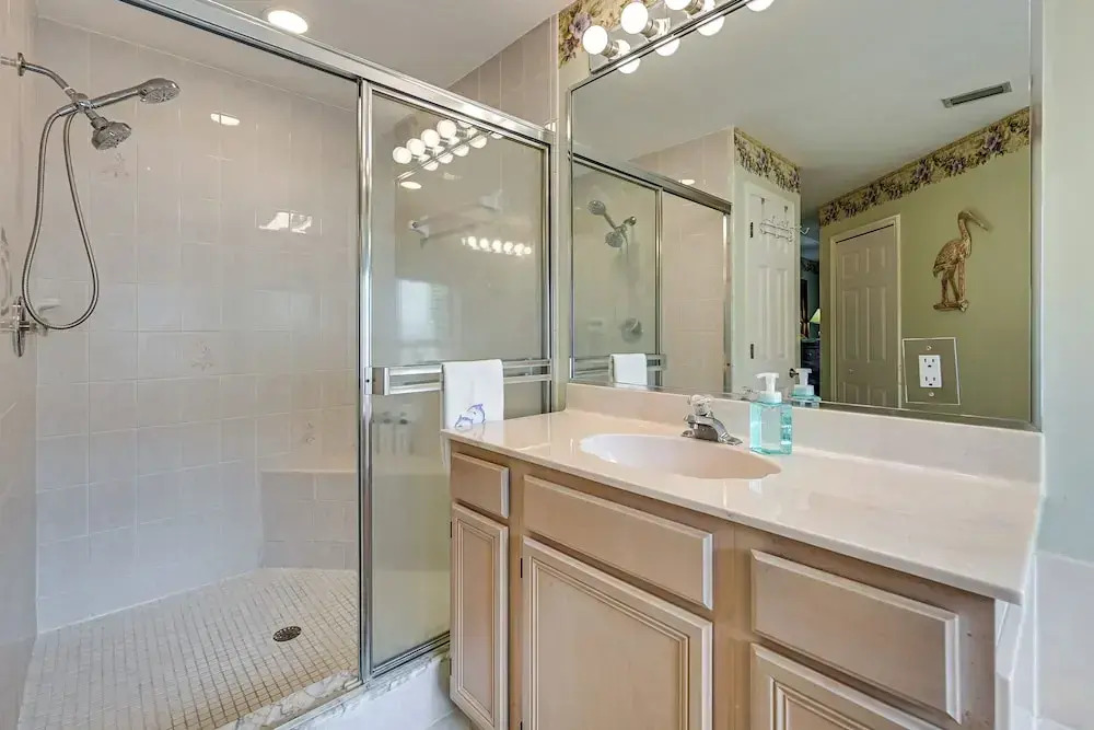Waterfront Cape Coral Home: Views & Birdwatching