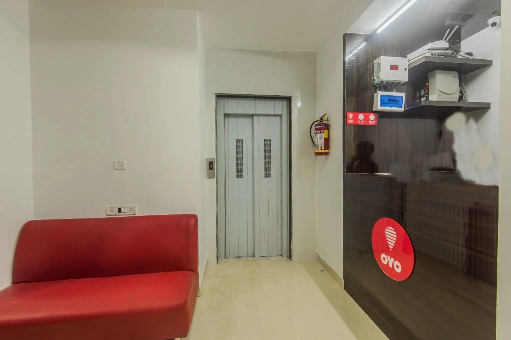 Super Hotel O Palace Inn Near Don Bosco  Metro Station