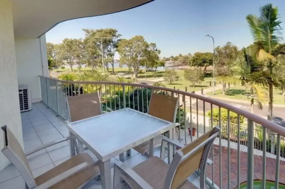 Sailfish Cove and Riva Apartments