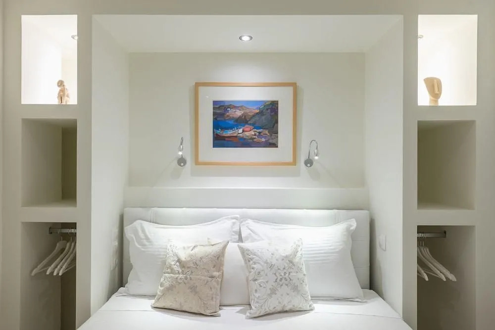 Dema Luxury Suites - Perikleous E1