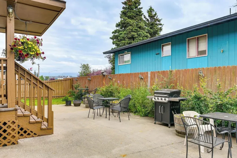 Anchorage Retreat, Walk to Dining & Entertainment