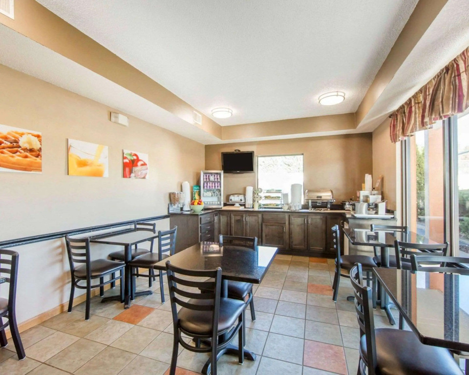 Quality Inn Johnson City near Downtown