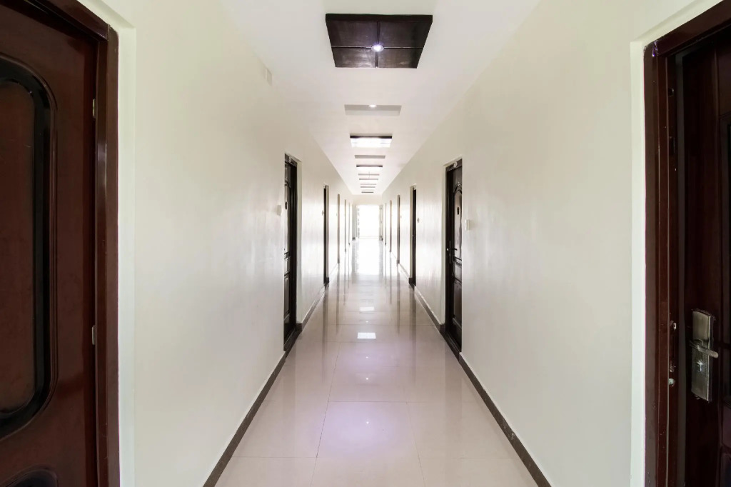 OYO 47366 Hotel Cocanada Inn