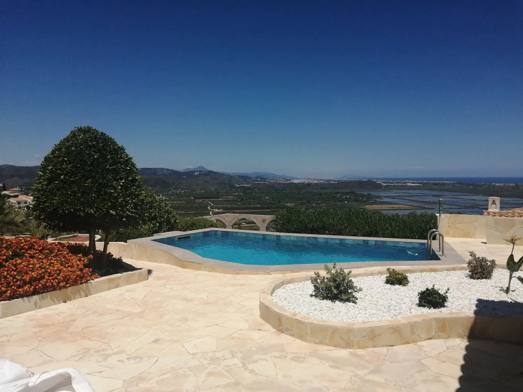 Cottage, Monte Pego In Monte Pego