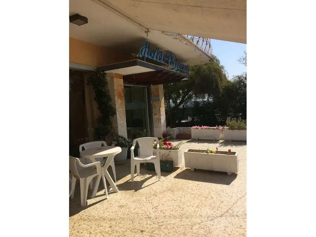 Pikermi Hotel