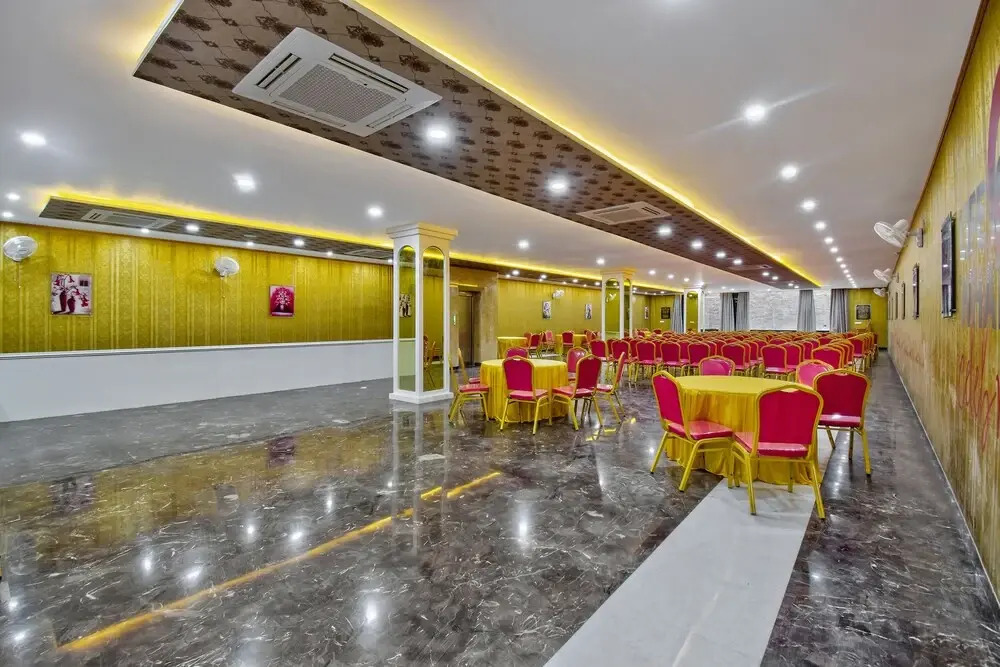 Collection O 44170 Vaishali Plaza Jaipur