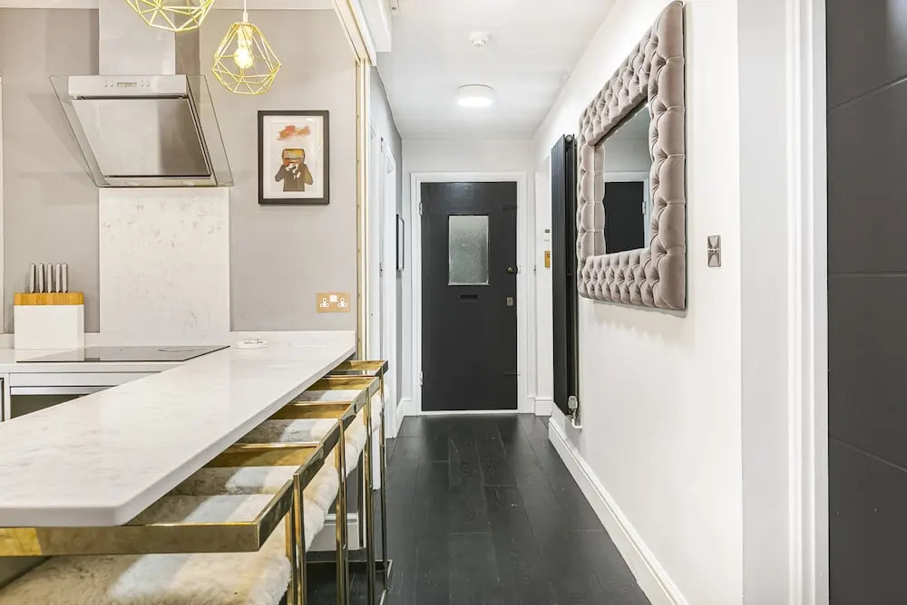 Best Location in London 3-bed Chelsea Home