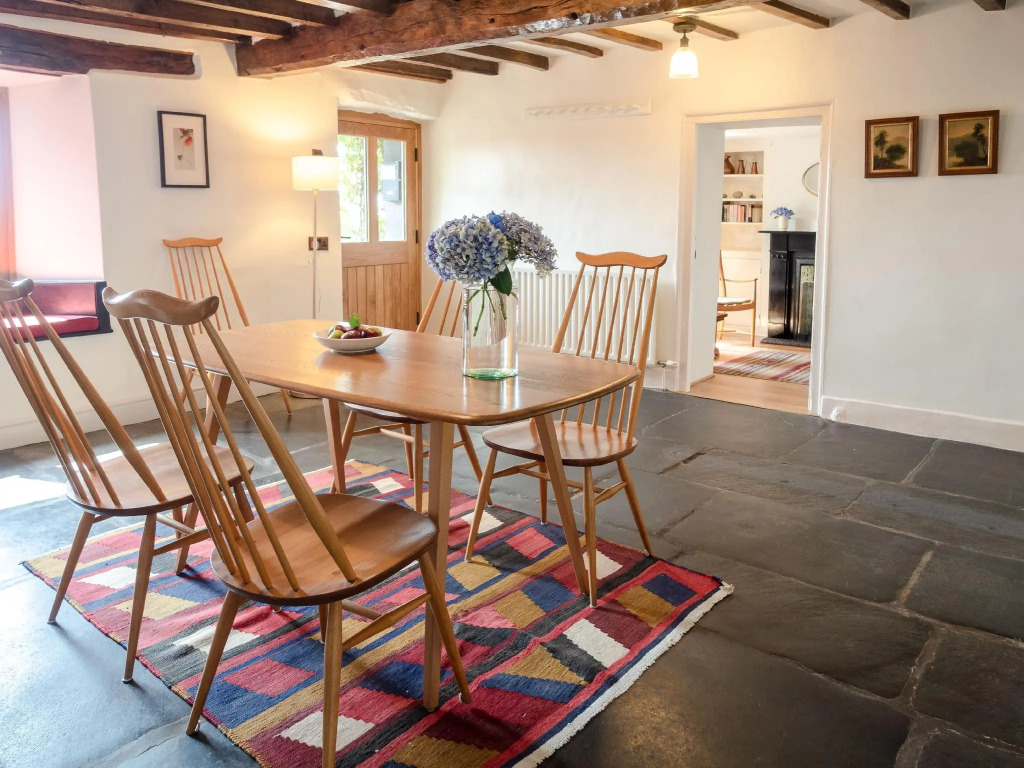 Wayside Cottage 1637