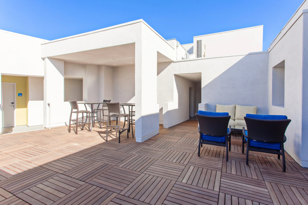 Holiday Inn Express West Los Angeles by IHG