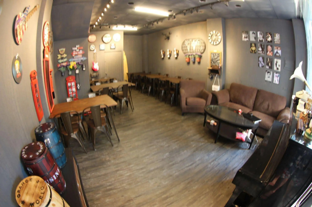Time House Chain Hualien Train Station Hostel
