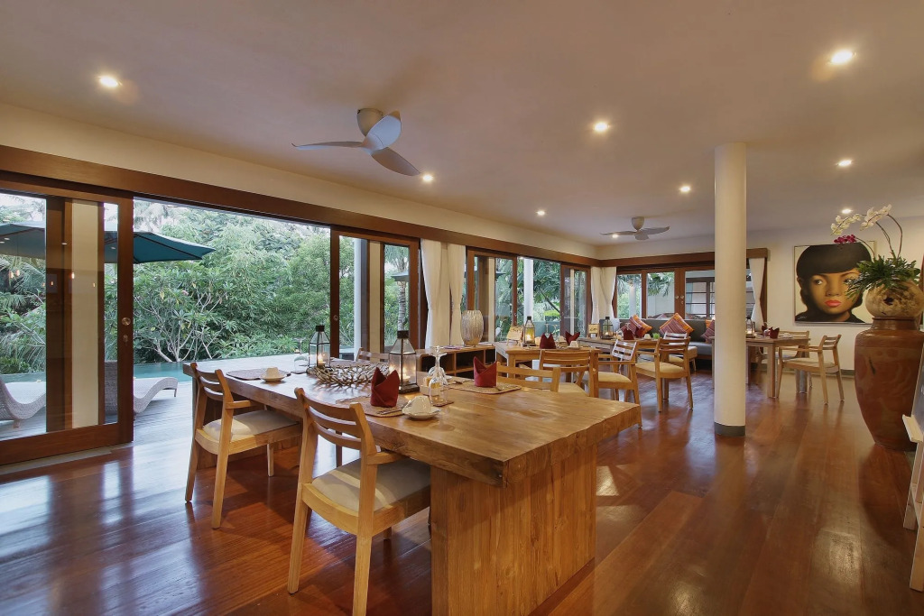 DLegon Villas