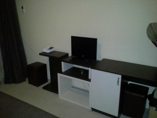 Nicky Hotel-sebes