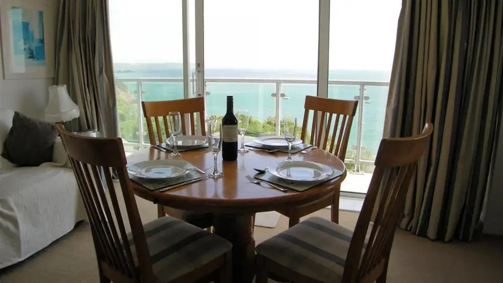 Croft Court 72