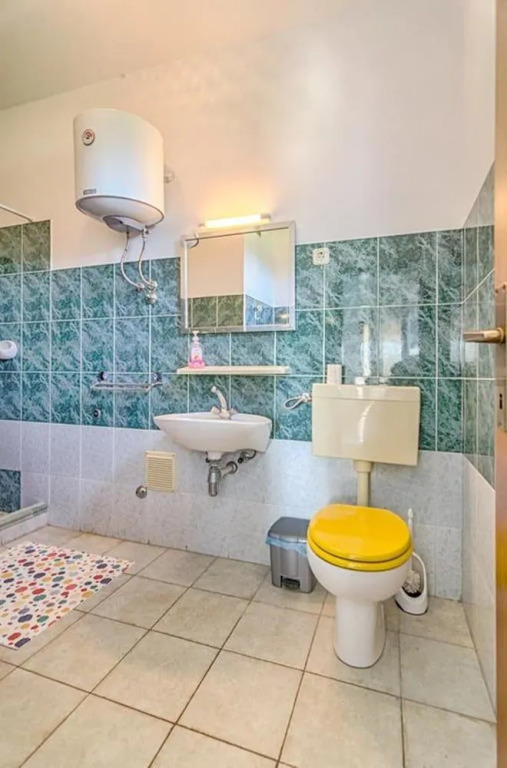 Comfort Pool Apartments