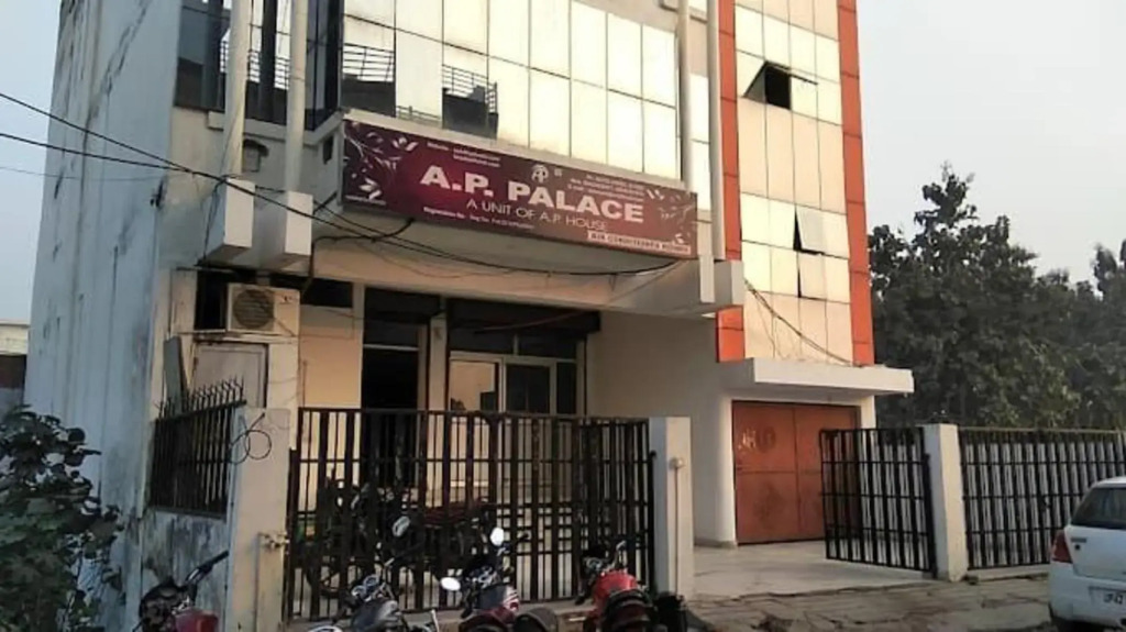 A P Palace Hotel