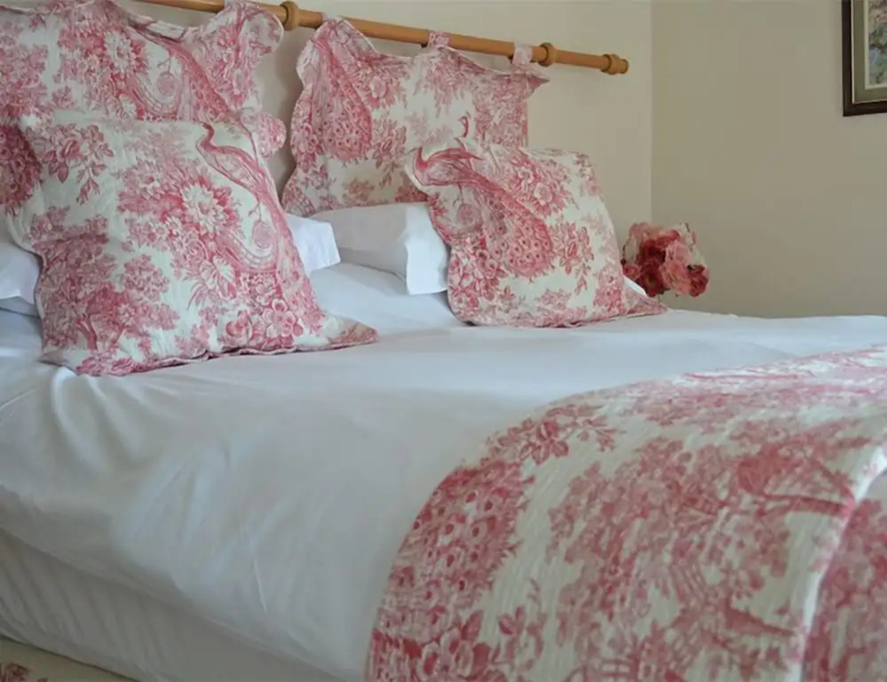 Ternhill Farm House - 5 Star Guest Accommodation with optional award winning breakfast