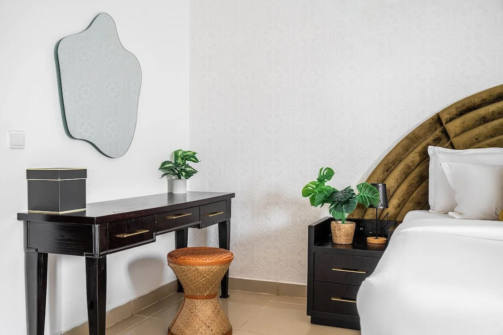 Urban Pumpkin 3-bedroom Apartment, Ikoyi
