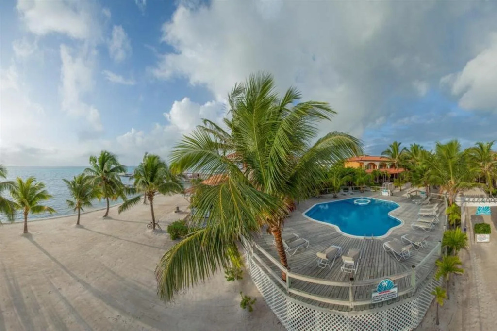 SunBreeze Hotel