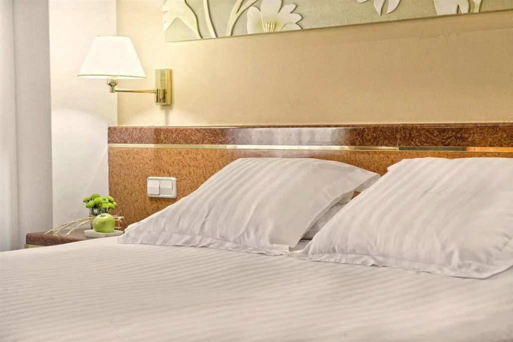 Acacia Suite