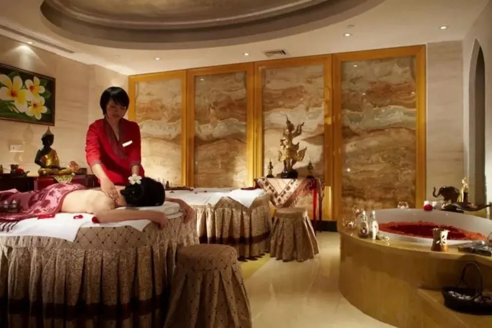 Maison New Century Hotel Cixi