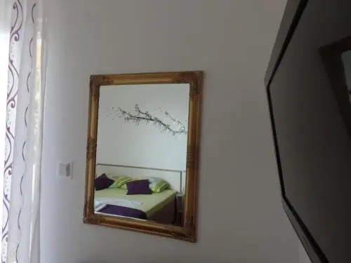 Apartment 4M