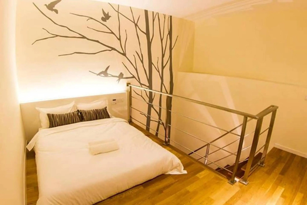 Mood Hotel