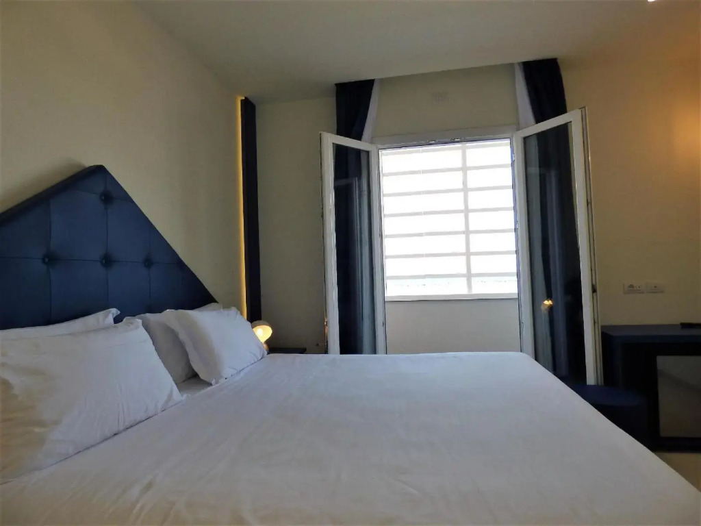 Hotel Trevi