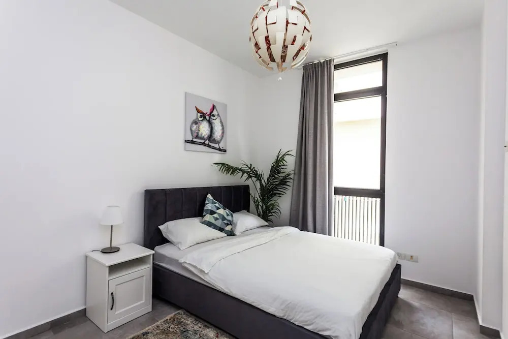 Modern Apartment Walking from the beach
