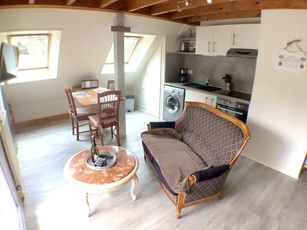 Apartment With one Bedroom in Vannes, With Furnished Balcony - 5 km Fr
