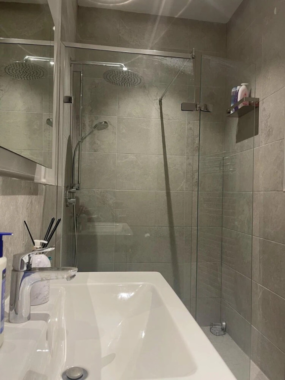 Stunning 4-bed House in Northwood