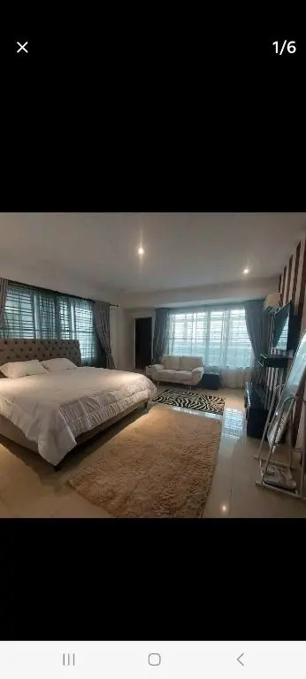 The Luxe Apartments